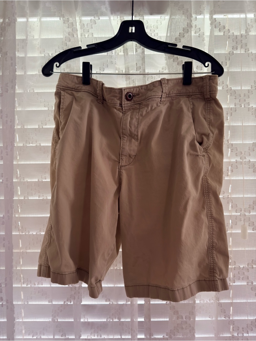 Hollister Tan Flat-Front Men's Shorts